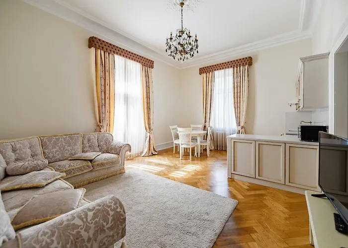 Luttwitz Apartment *